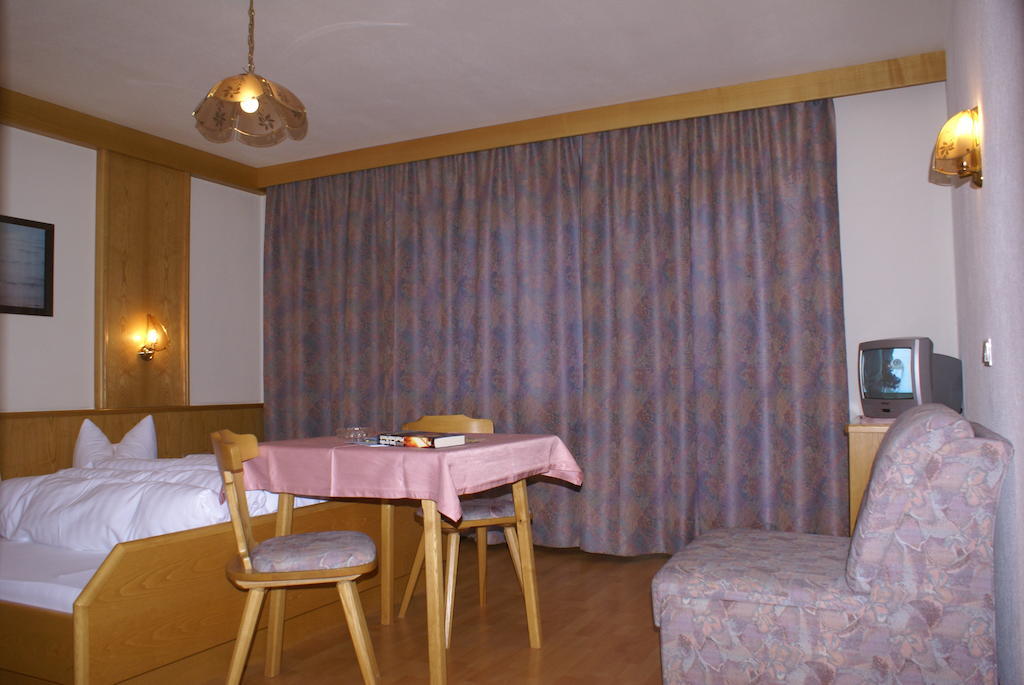 Gasthof Hirschen Wenns Cameră foto